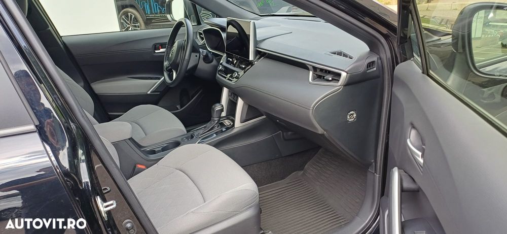 Toyota Corolla - 9