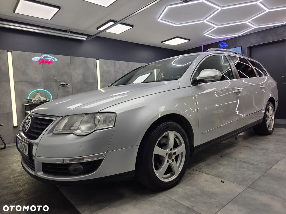 Volkswagen Passat Variant 2.0 TDI BlueMotion Technology DPF Comfortline - 21