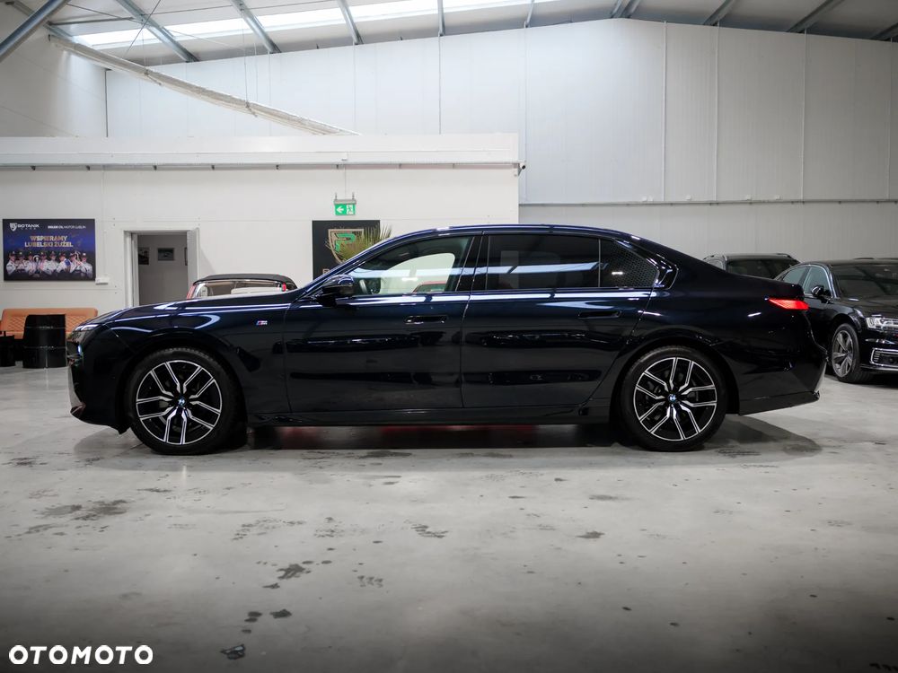 BMW Seria 7 740d xDrive sport - 6