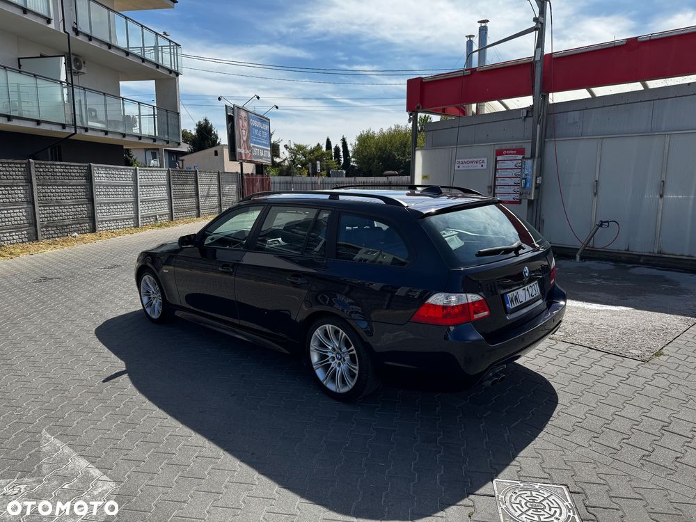 BMW Seria 5 523i Touring - 8