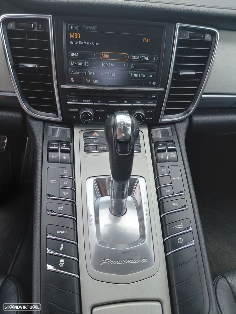 Porsche Panamera Platinum Edition - 12