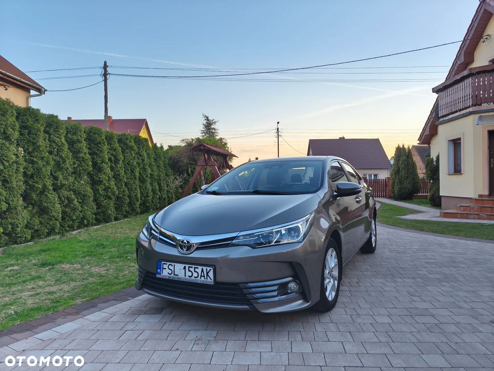 Toyota Corolla 1.6 Prestige EU6 - 3