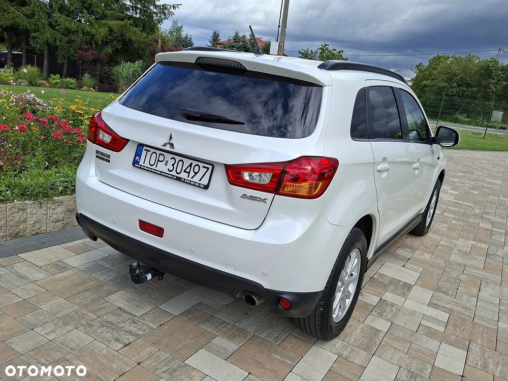 Mitsubishi ASX - 8