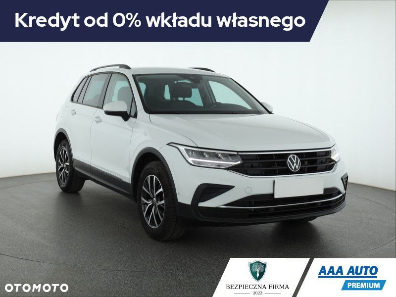 Volkswagen Tiguan - 2