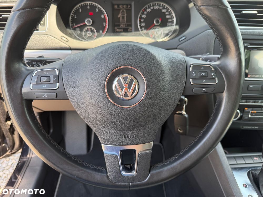 Volkswagen Jetta 1.4 TSI DSG Comfortline - 24