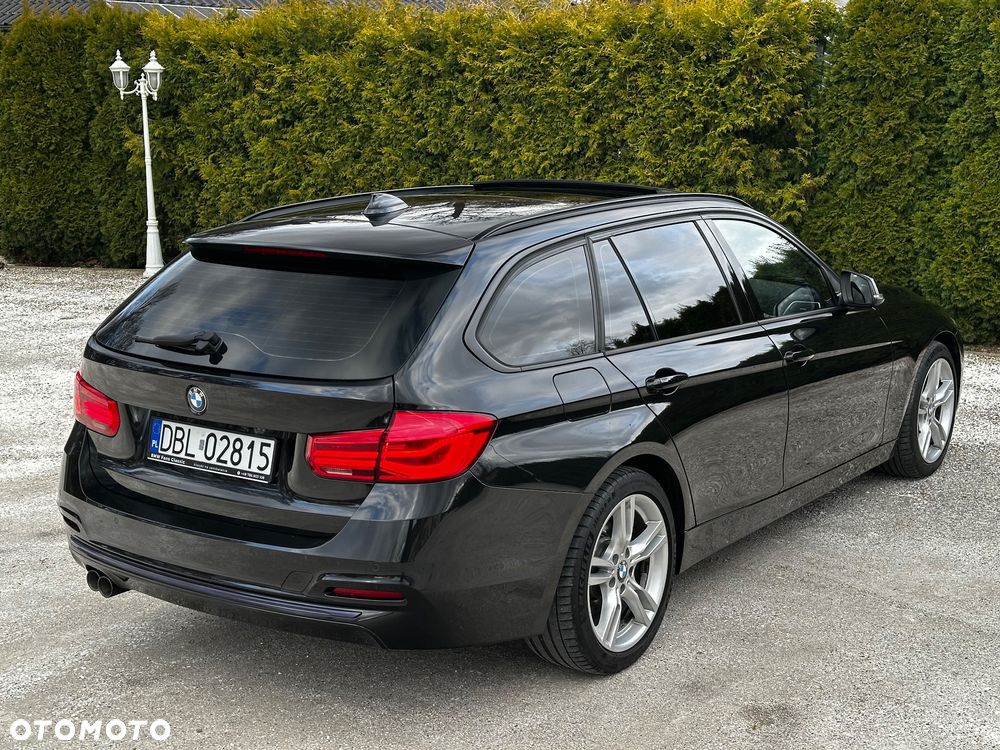 BMW Seria 3 325d Sport Line Shadow sport - 31