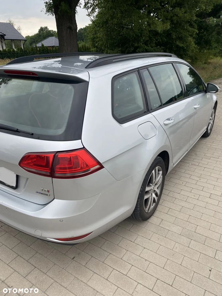 Volkswagen Golf - 5