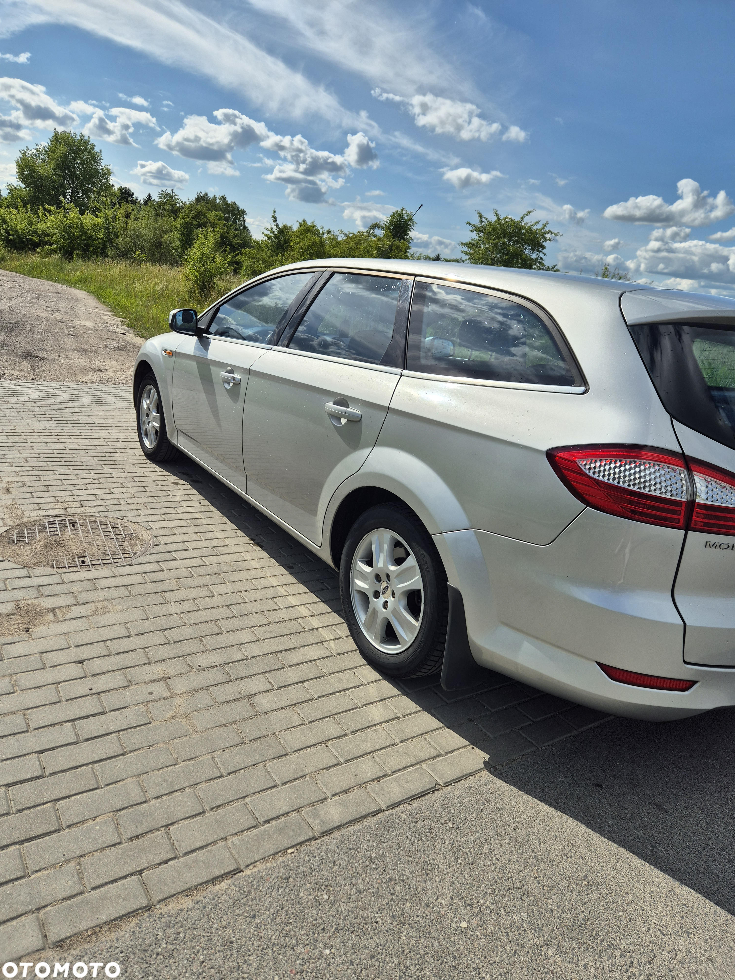 Ford Mondeo 2.0 TDCi Ambiente - 6