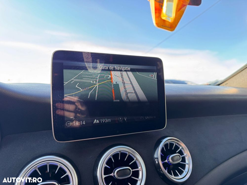 Mercedes-Benz CLA 200 d 7G-DCT AMG Line - 11