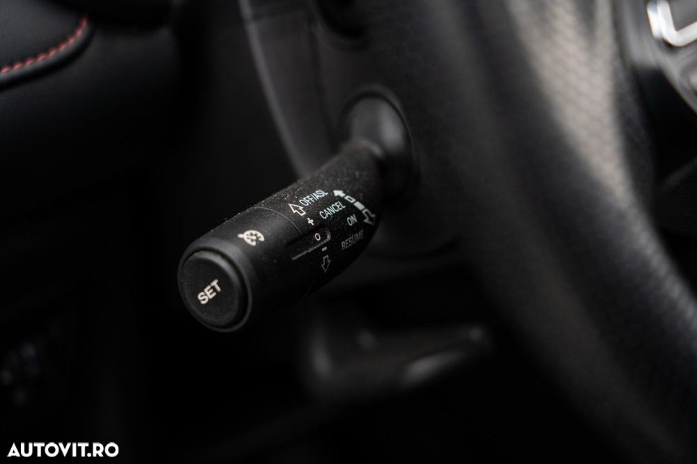 MG HS 1.5 T-GDi 6MT Exclusive - 16