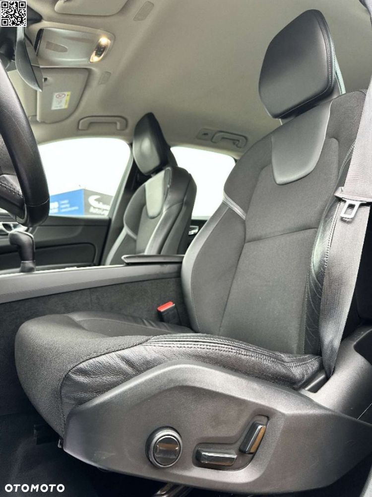 Volvo XC 60 D3 Momentum - 16