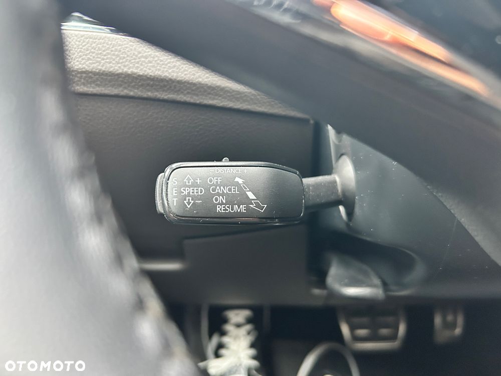 Skoda Superb 2.0 TDI SCR L&K DSG - 26