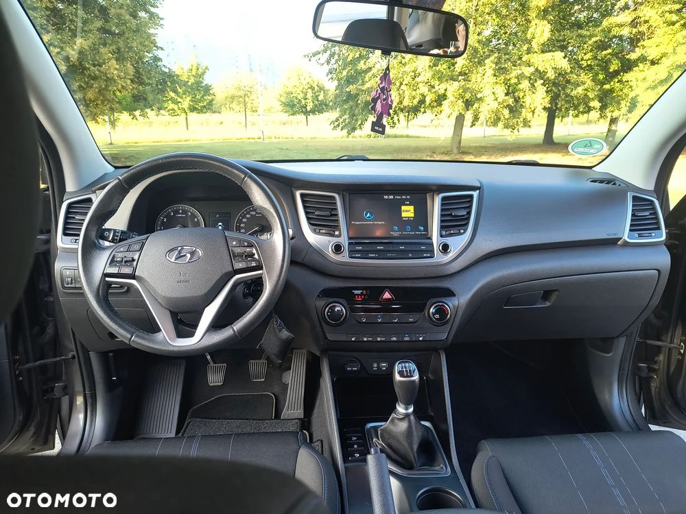 Hyundai Tucson 1.6 GDI BlueDrive Comfort 2WD - 22