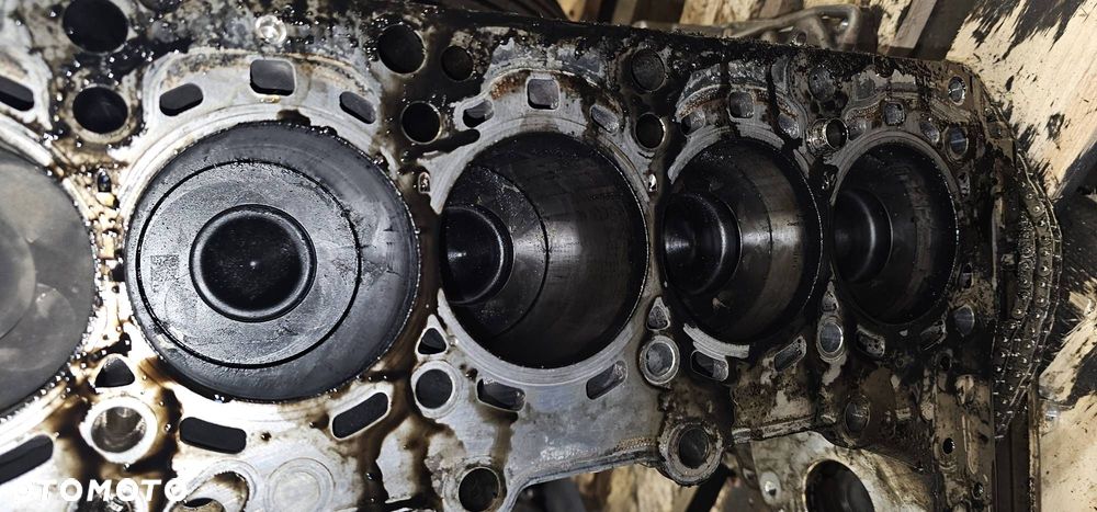 SILNIK DÓŁ BMW X6 F16 N57D30A 3.0 258 - 3