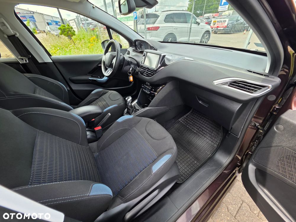 Peugeot 208 1.2 VTi Business Line - 20
