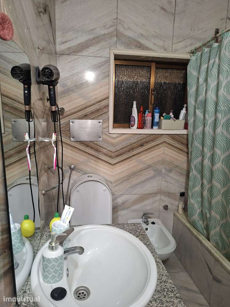 Apartamento T2 com varanda em Baguim do Monte - Grande imagem: 4/6