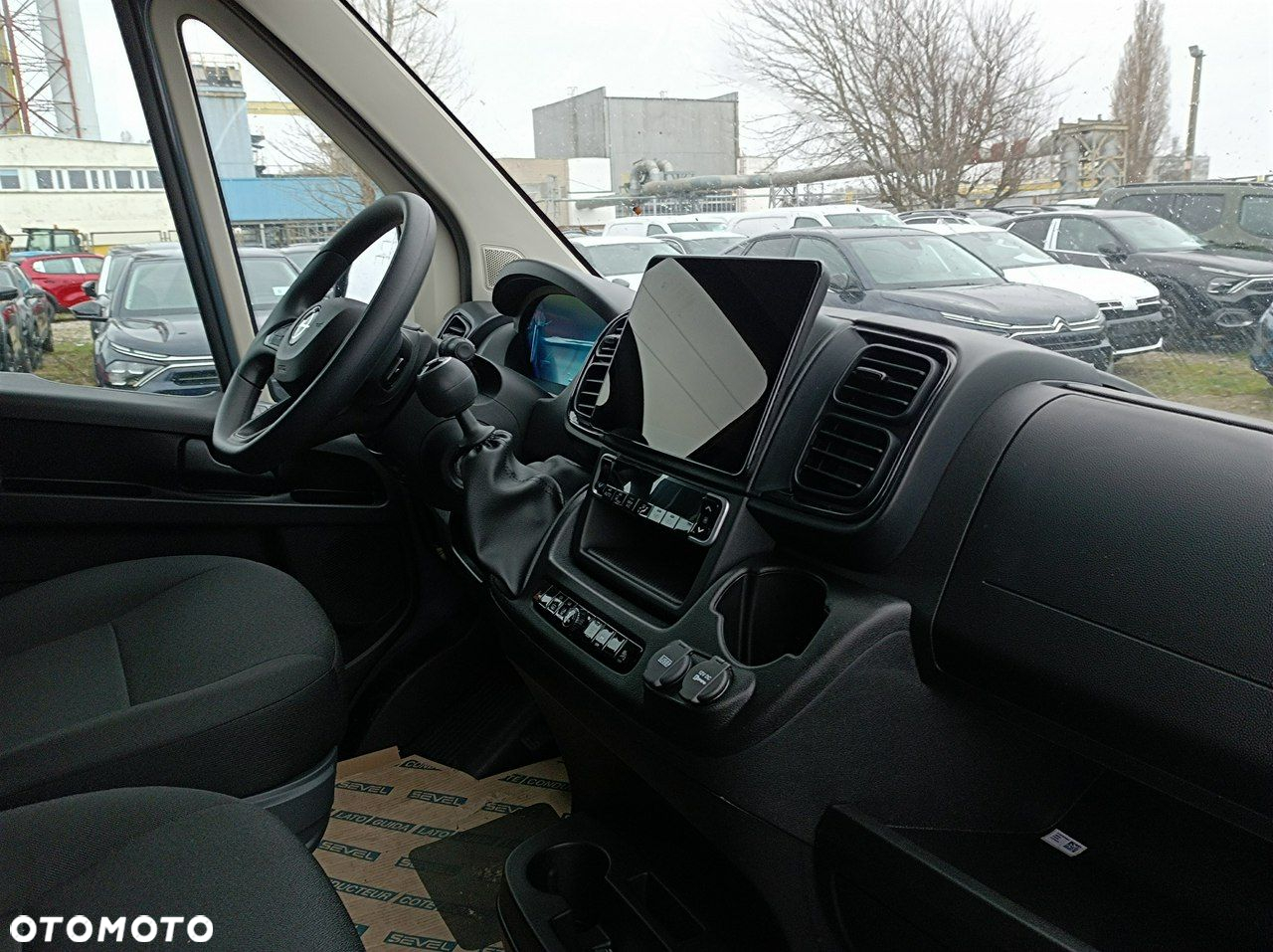 Opel Movano - 10