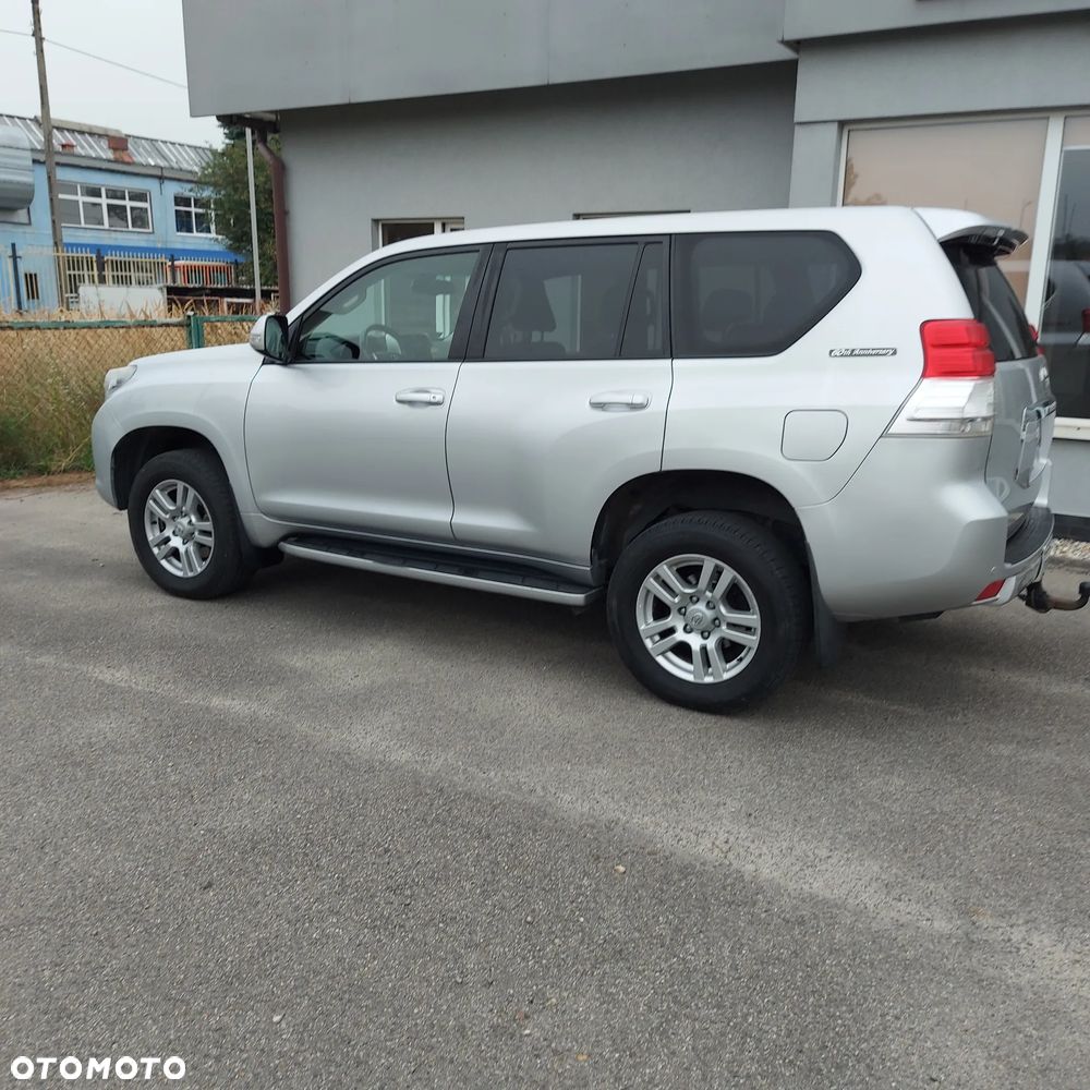 Toyota Land Cruiser LC 3.0 D-4D Premium - 2