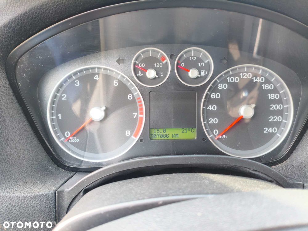 Ford Focus - 8