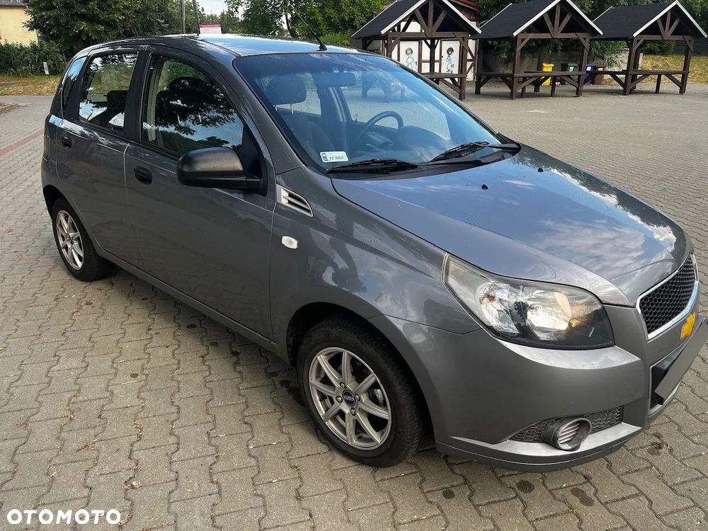 Chevrolet Aveo 1.2 16V LS - 2