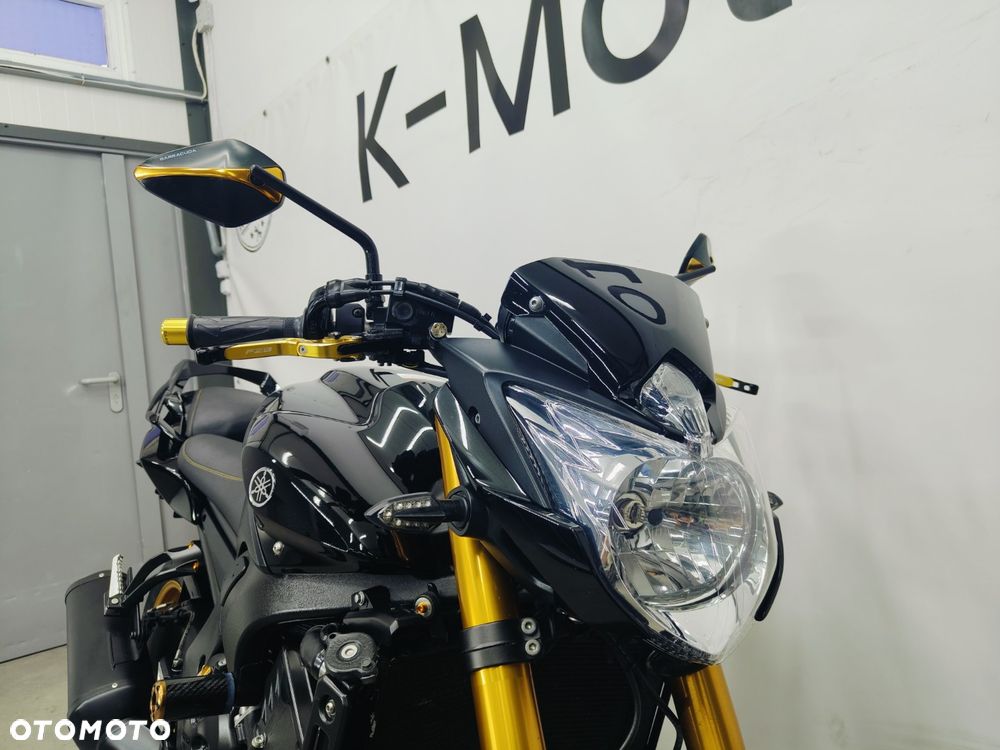 Yamaha FZ8 - 5