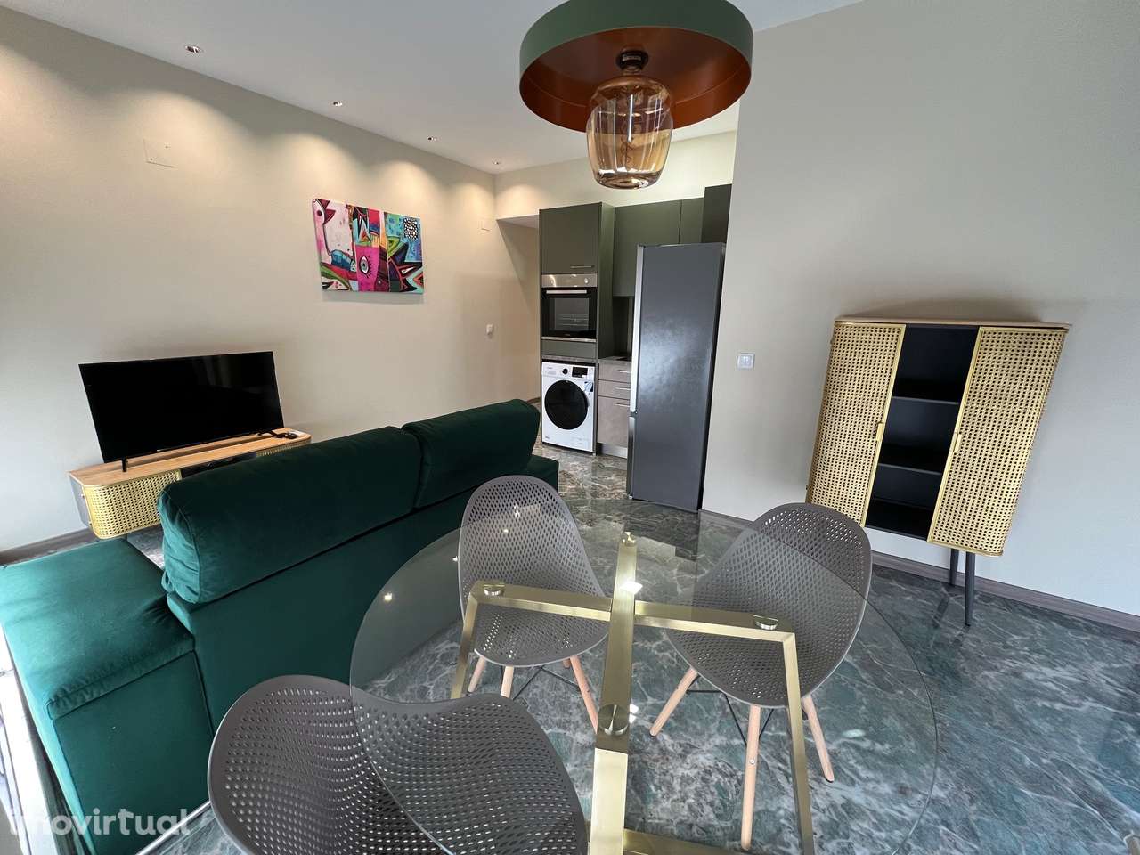 Studio T1 Mobilado 5* Centro da Cidade - Grande imagem: 2/11