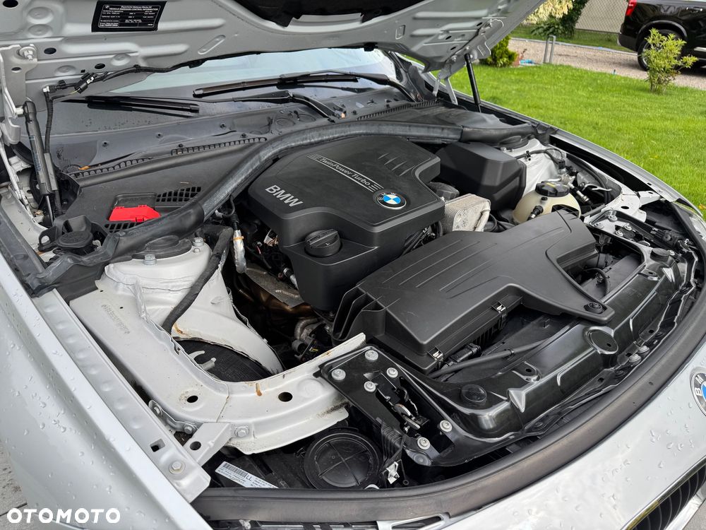 BMW Seria 3 328i xDrive - 5