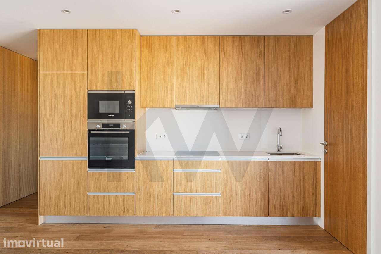 Apartamento T2 com varanda e garagem para venda em Matosinhos Sul - Grande imagem: 4/19
