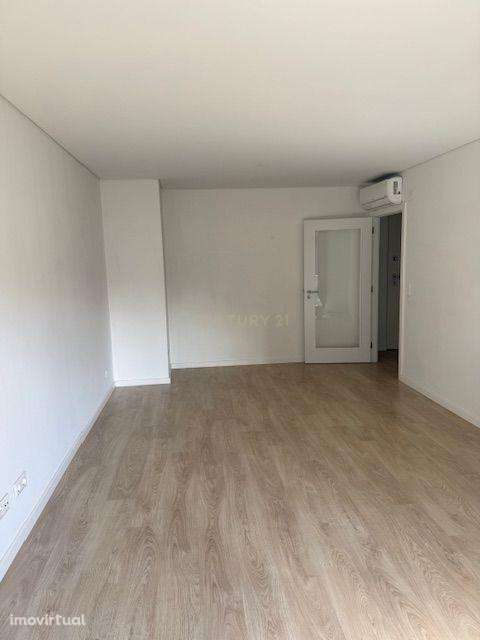 Apartamento Moderno no Lumiar, Lisboa - 1 Quarto e Varanda - Grande imagem: 3/11