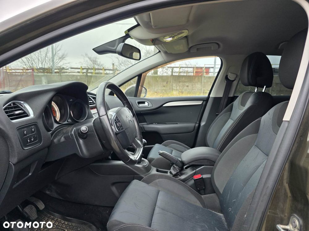Citroën C4 HDi 115 Attraction - 13