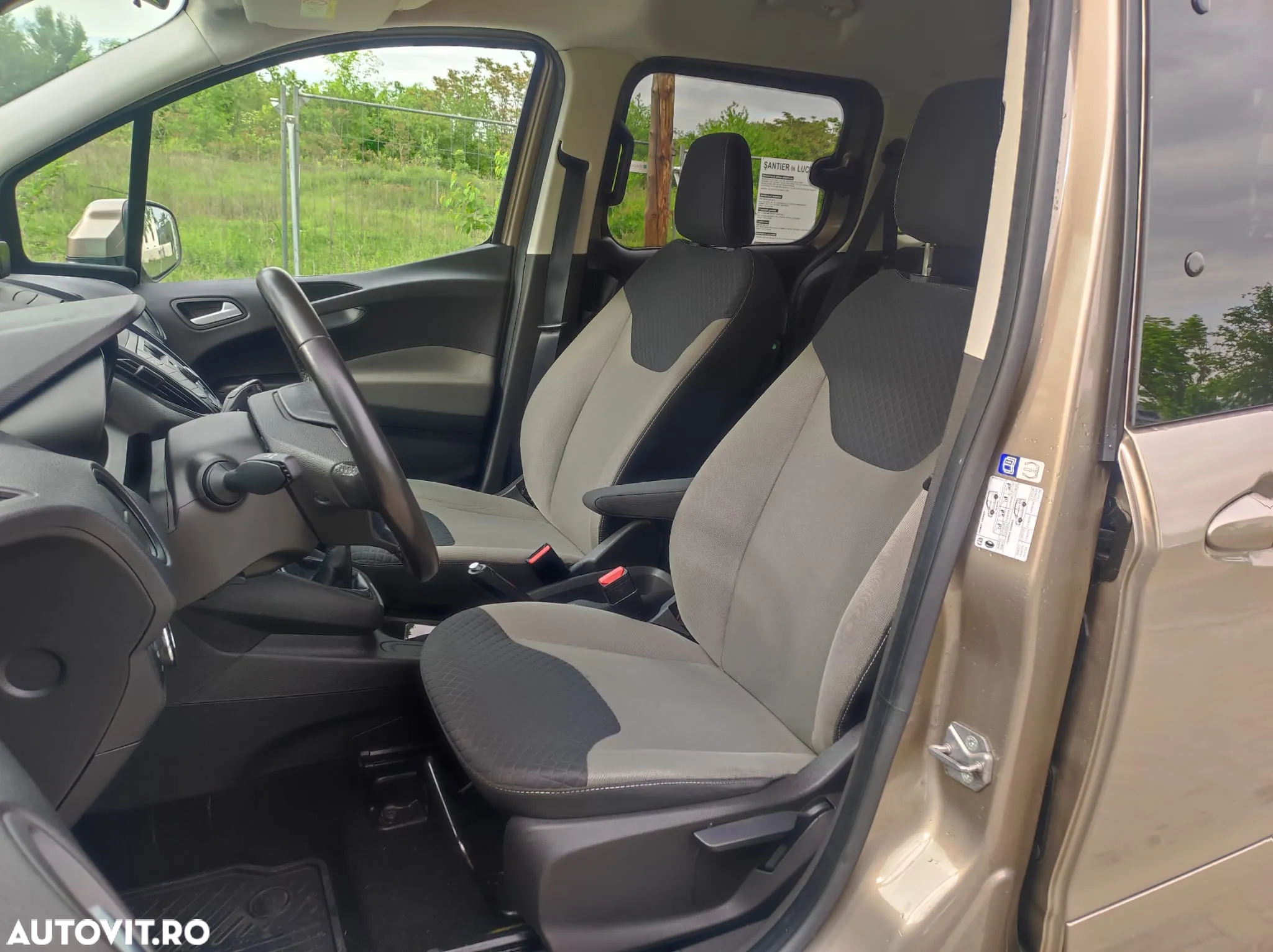 Ford Tourneo Courier 1.0 EcoBoost Titanium - 12