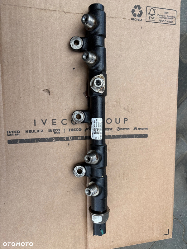 Listwa wtryskowa Renault master 2.3 175216547r