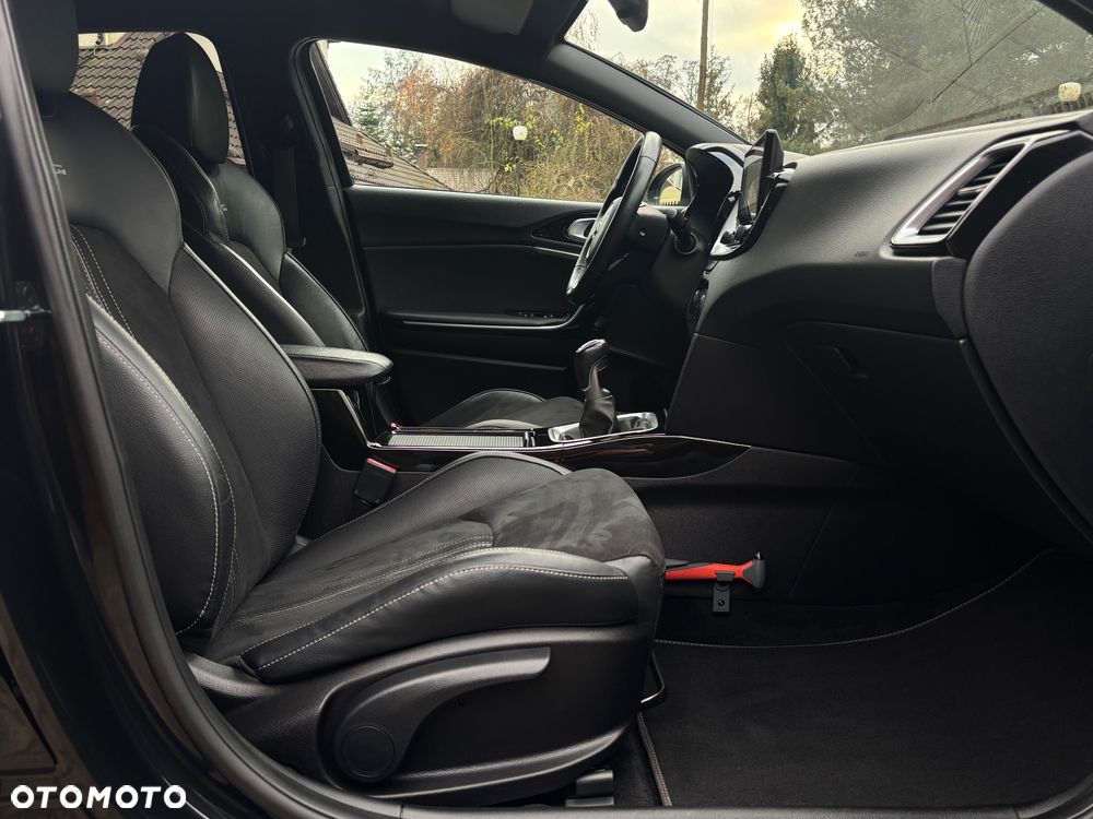 Kia ProCeed 1.4 T-GDI OPF GT LINE - 23