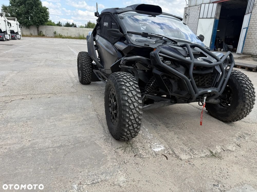 Can-Am Maverick - 3