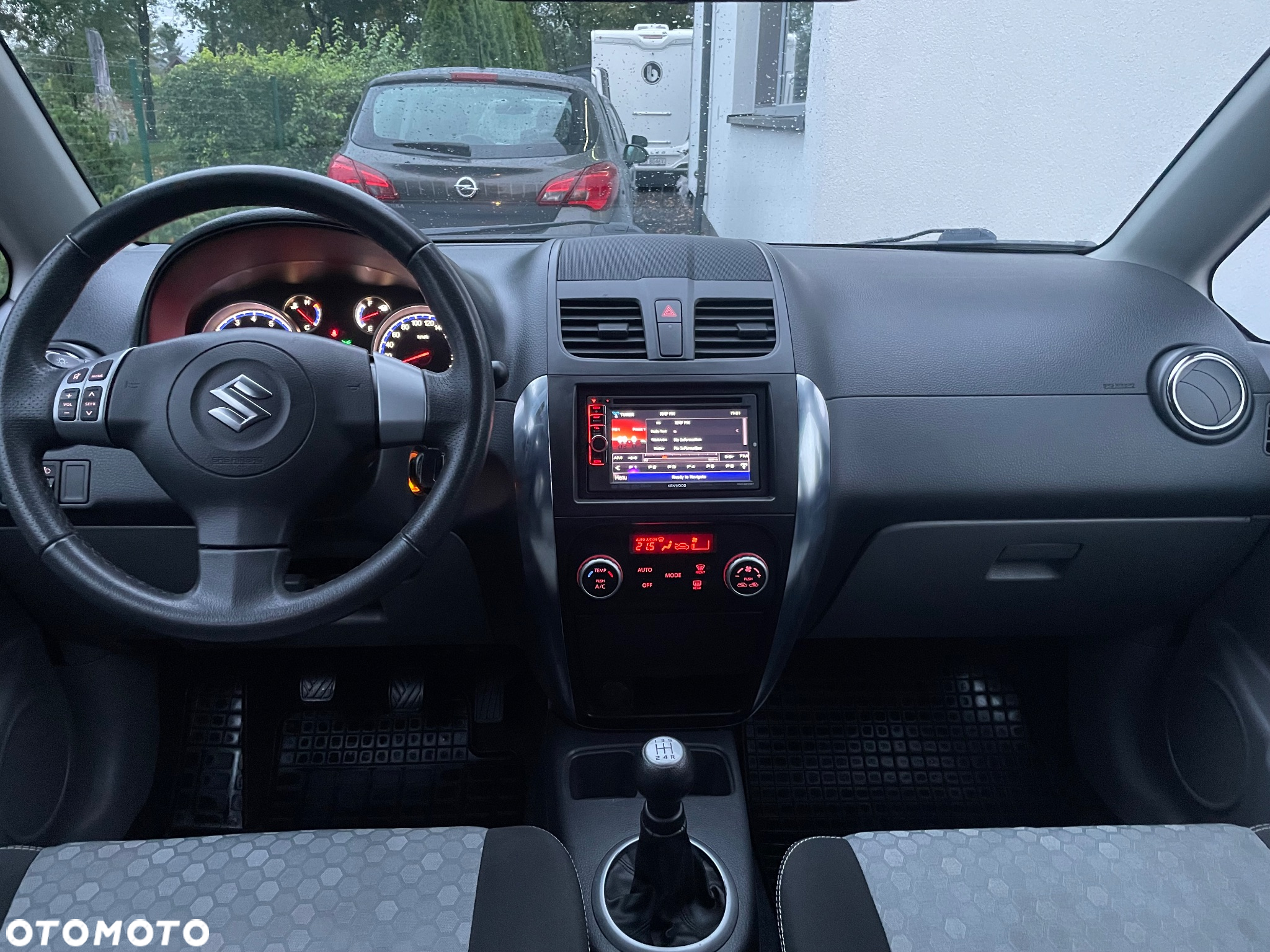 Suzuki SX4 1.6 Comfort Plus 4WD - 9