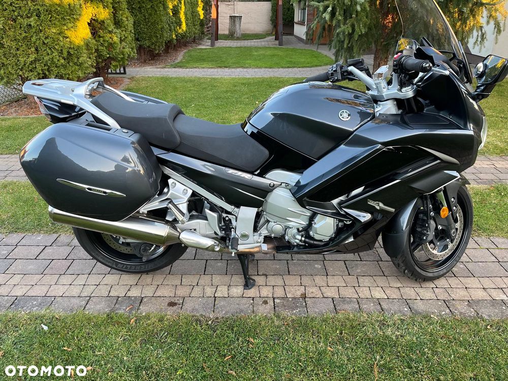 Yamaha FJR - 9