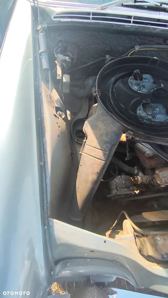 Mercedes-Benz W111 - 24