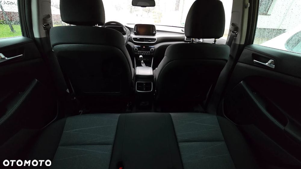 Hyundai Tucson 1.6 GDi 2WD Select - 32