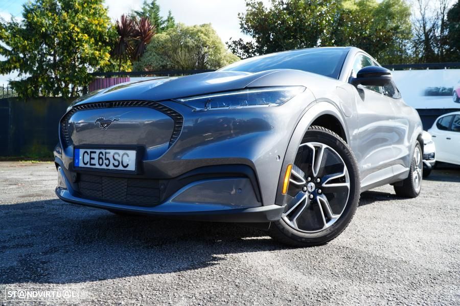 Ford Mustang Mach-E 75.7 kWh Premium AWD - 4