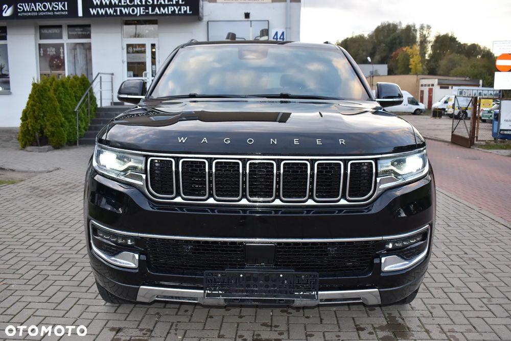 Jeep Wagoneer - 2