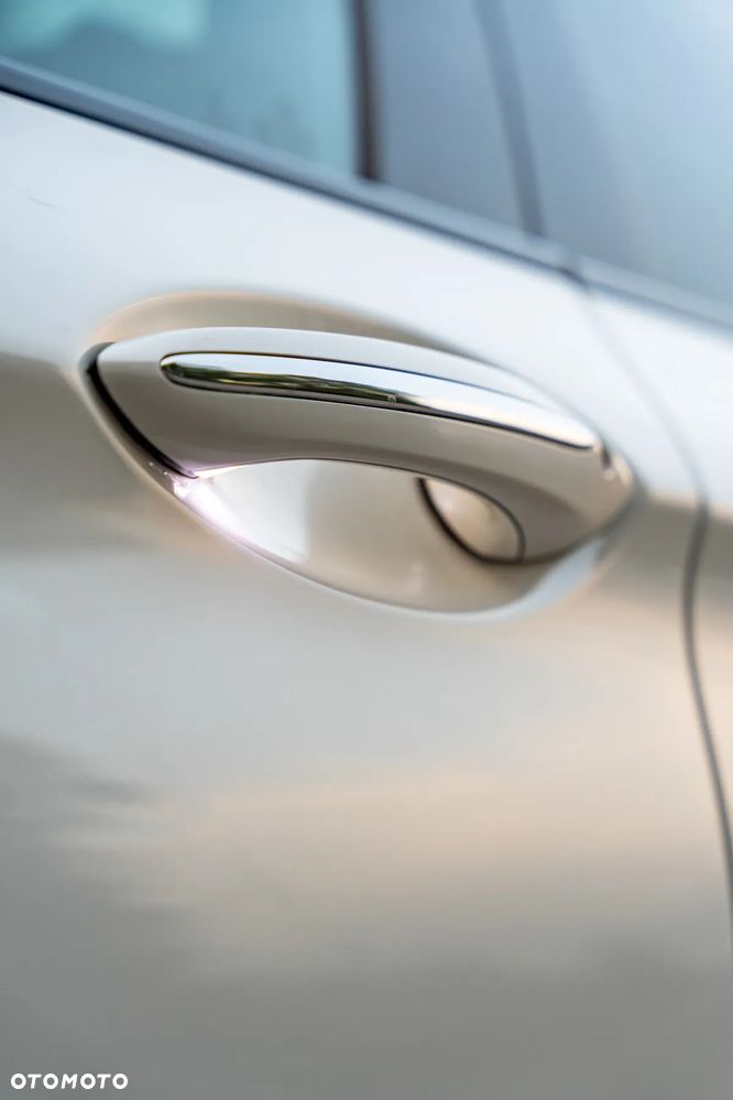 BMW Seria 5 530d xDrive - 6