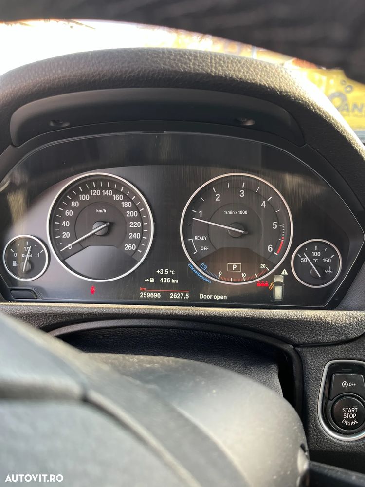 BMW Seria 3 320d xDrive AT - 9