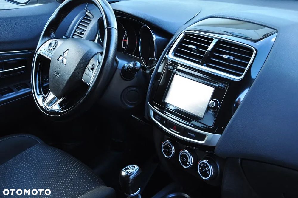 Mitsubishi ASX 1.6 DI-D 2WD Top - 29