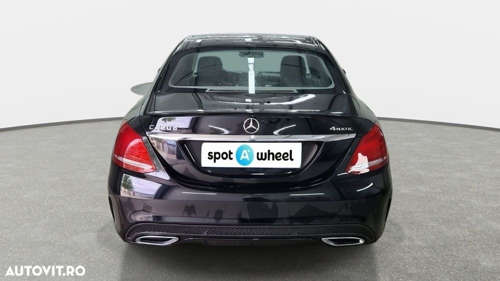 Mercedes-Benz CLA 200 - 8