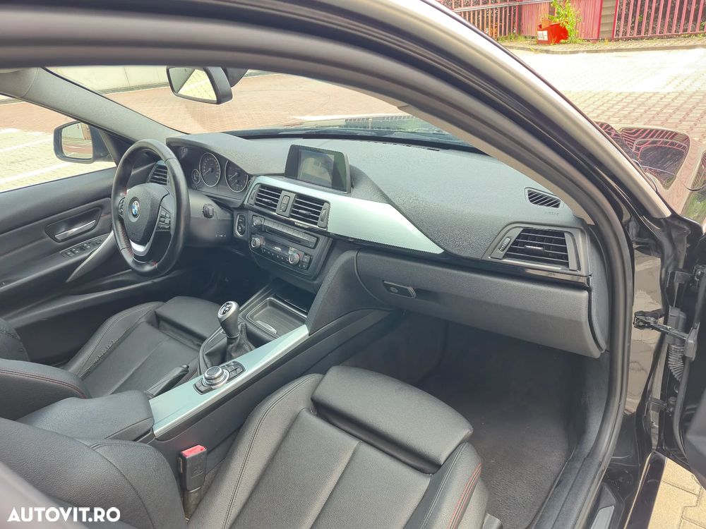 BMW Seria 3 318d Sport Line - 15