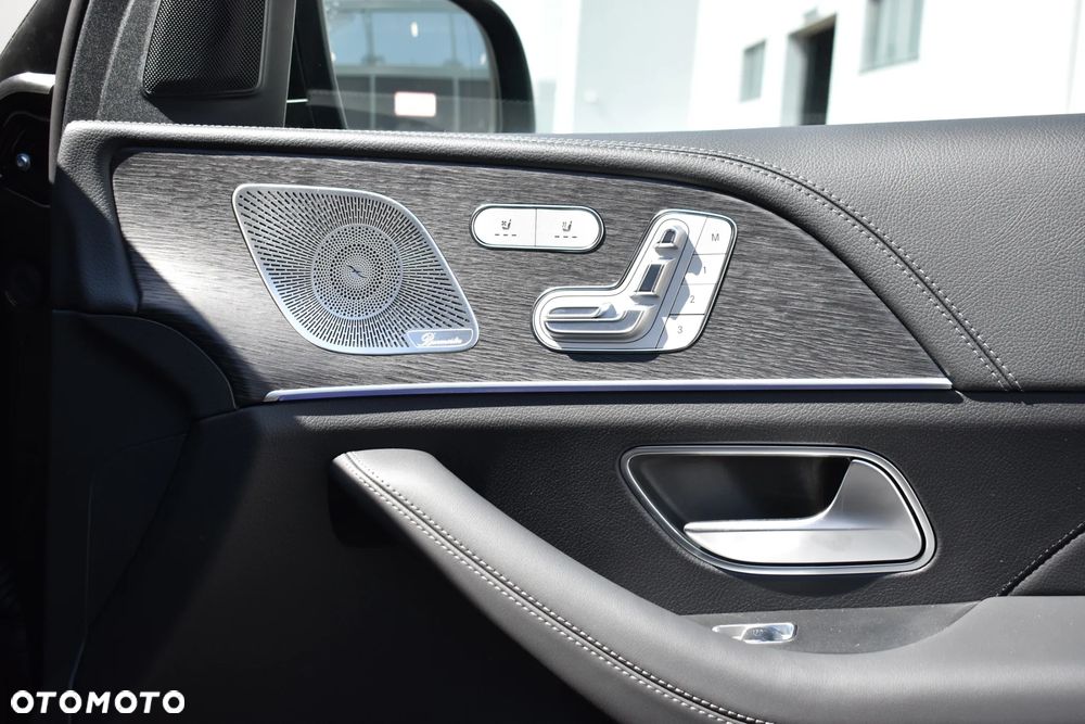 Mercedes-Benz GLE - 19