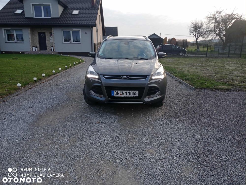 Ford Kuga 2.0 TDCi 2x4 Titanium - 17
