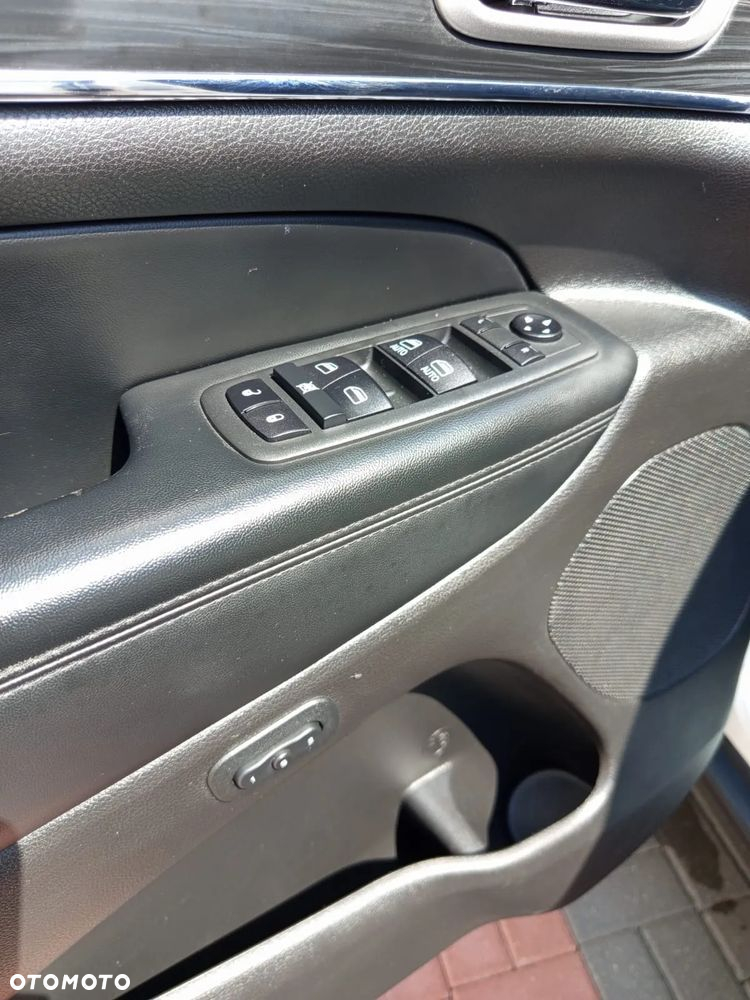 Jeep Grand Cherokee 3.6 V6 Limited - 32