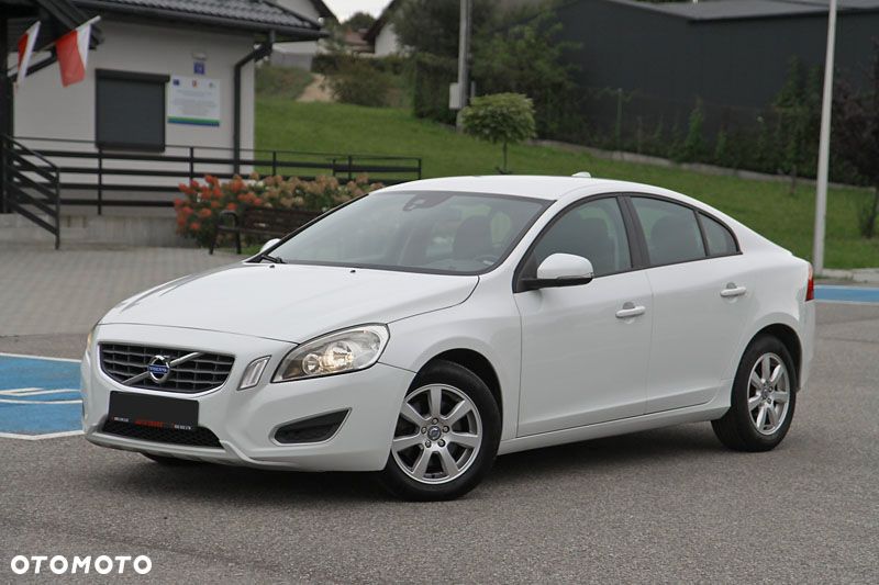 Volvo S60 - 1