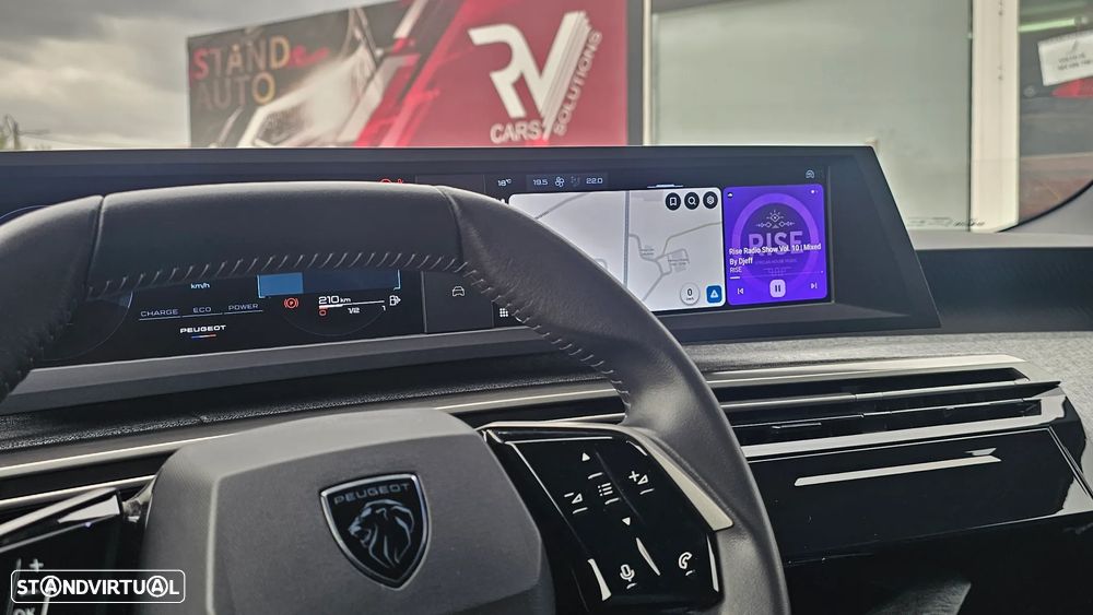 Peugeot 5008 1.2 Hybrid Allure e-DCS6 - 30